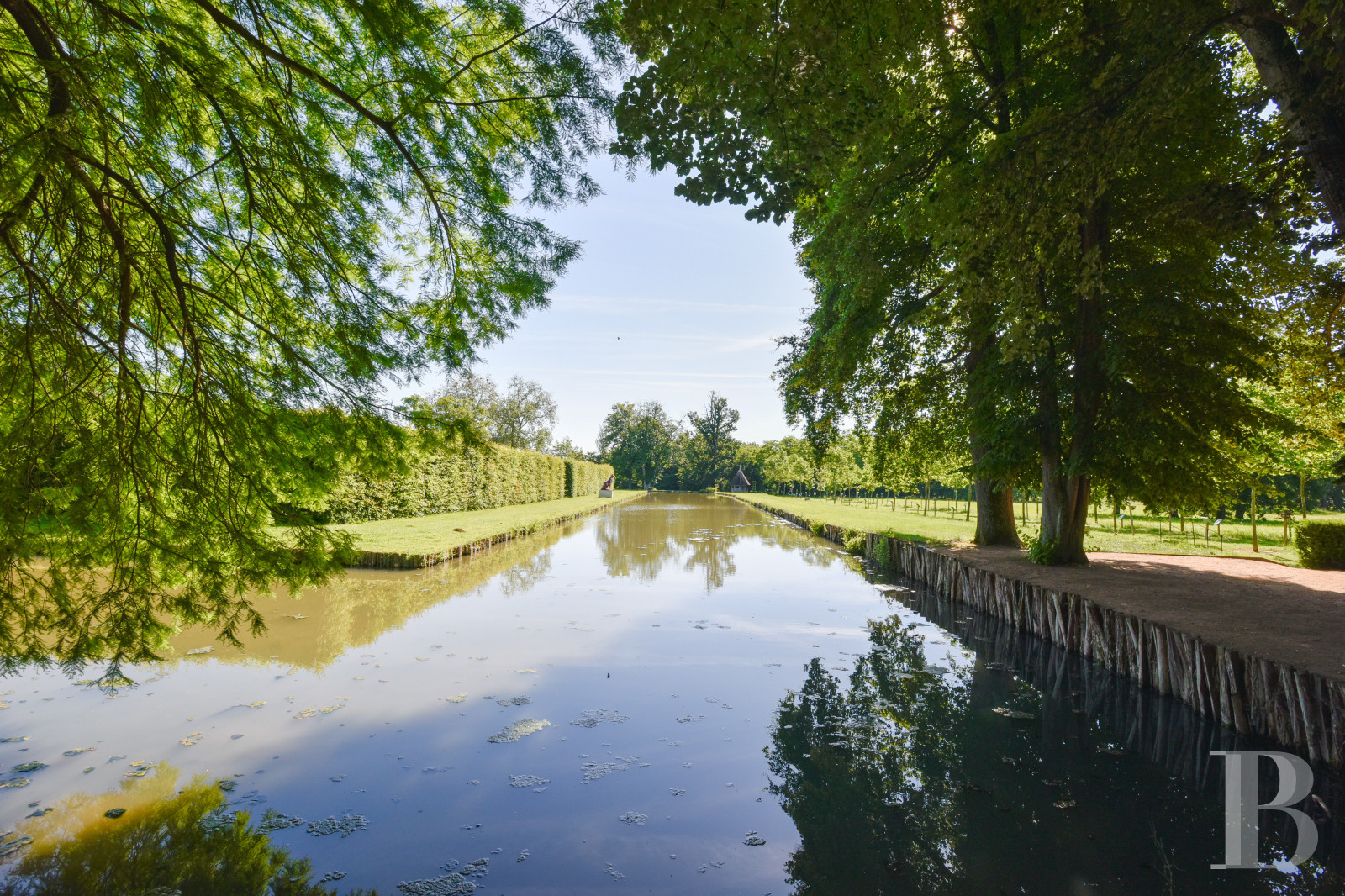 À Ainay-le-Vieil, entre Bourges et Montluçon, une forteresse séculaire tout en raffinement  - photo  n°53